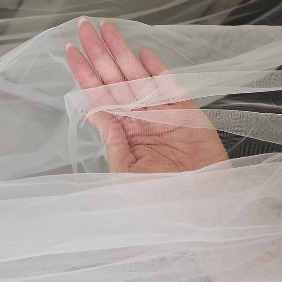 4m beautiful wedding veil - Picture 3 of 7